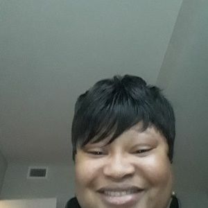 Meet your Posher, Fatima